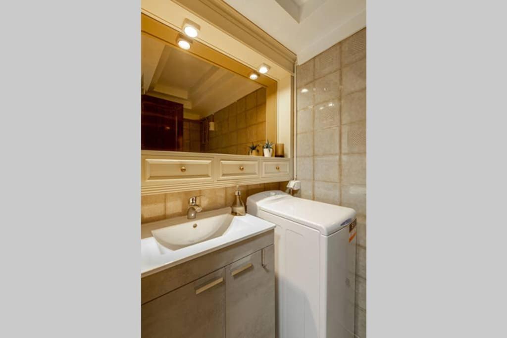 Spacious Stylish Studio Up To 4Ppl Close To Centre เทสซาโลนิกิ ภายนอก รูปภาพ